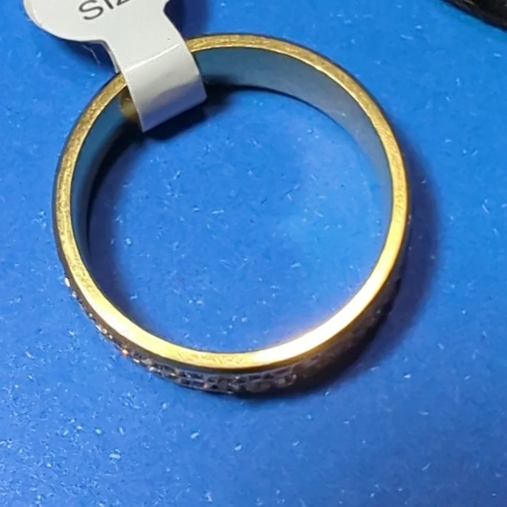 Sleek Stylish Brilliant Stainless Steel Rhinestone Promise Band/Ring Unisex Sz10